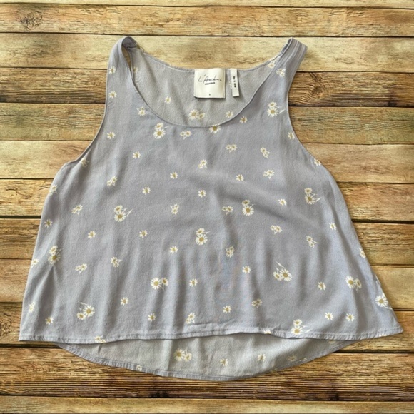 L'Academie The Swing Tank Daisy Floral Blouse Top - Picture 2 of 5